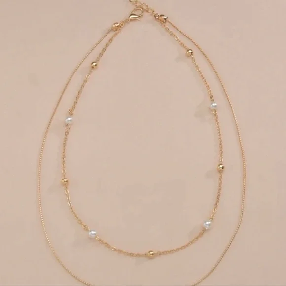 FINAL PRICE! Layered Gold Pearl Necklace - Picture 2 of 4